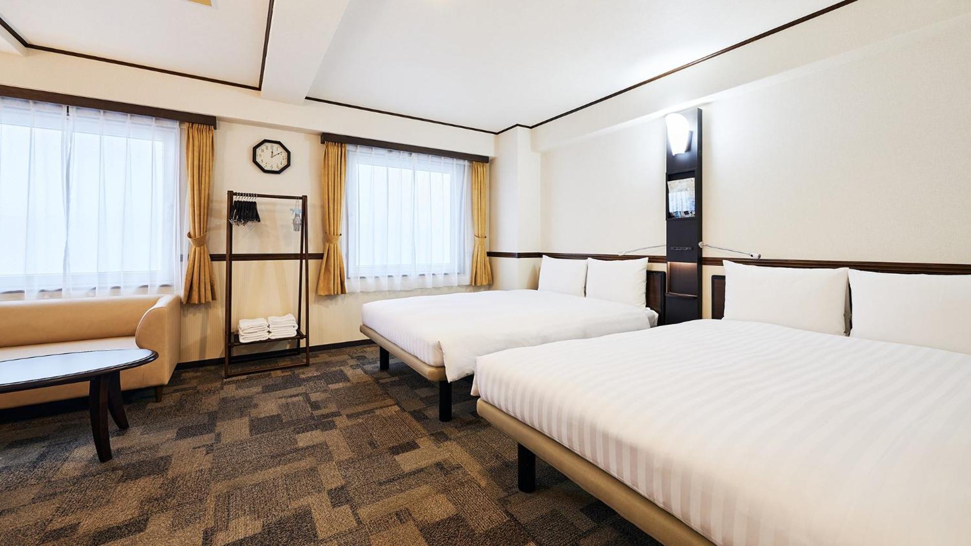 Toyoko Inn Osaka Tsuruhashi Ekimae Habitación foto